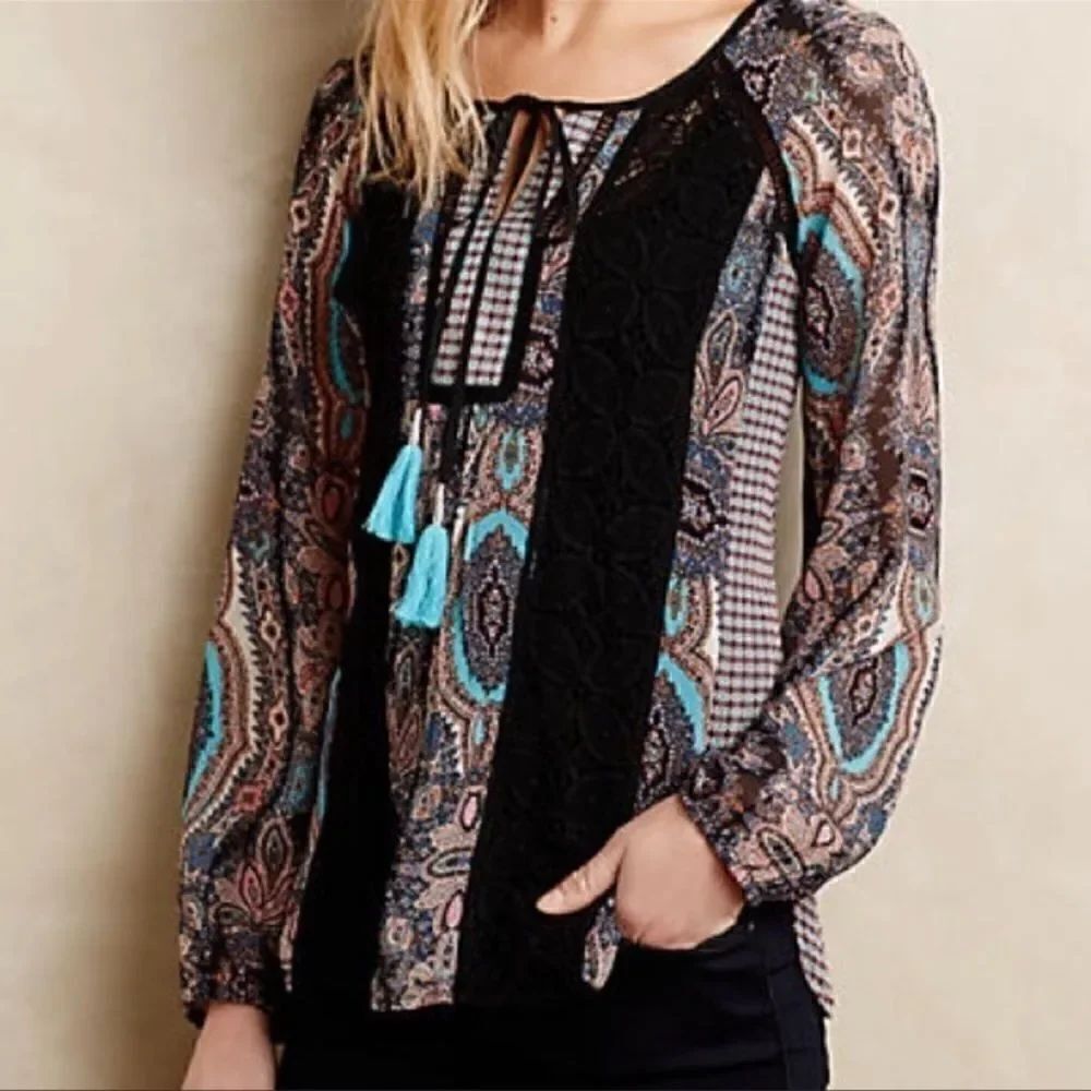 Anthropologie Meadow Rue Giada Long Sleeve Crochet print Top M